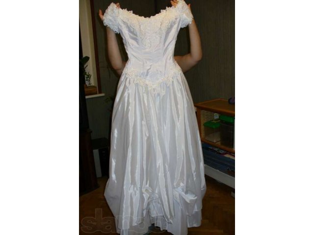 Свадебное платье в городе Москва, фото 1, стоимость: 5 500 руб.
