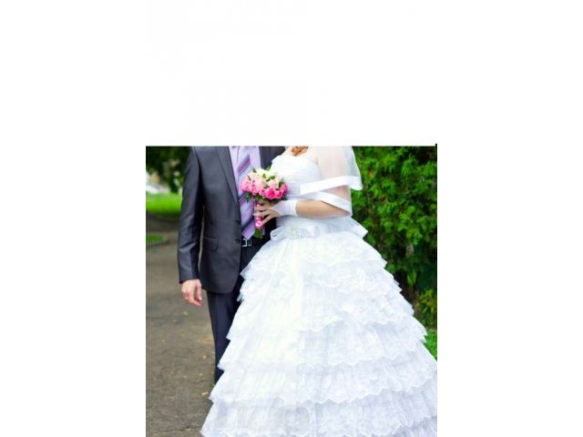 Свадебное платье в городе Смоленск, фото 3, стоимость: 14 000 руб.