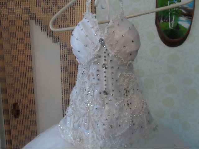 Продам свадебное платье, сапоги, шубу, туфли в очень хорошем состоянии в городе Новокузнецк, фото 6, стоимость: 13 000 руб.