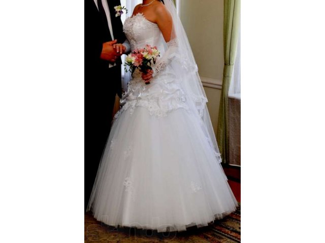 Свадебное платье в городе Смоленск, фото 2, стоимость: 6 344 руб.