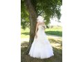 Продам красивое свадебное платье 44 размера за 3 тыс.руб в городе Владимир, фото 1, Владимирская область