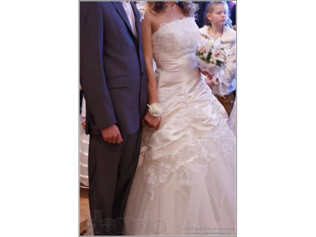 Свадебное платье в городе Волжск, фото 2, Марий Эл