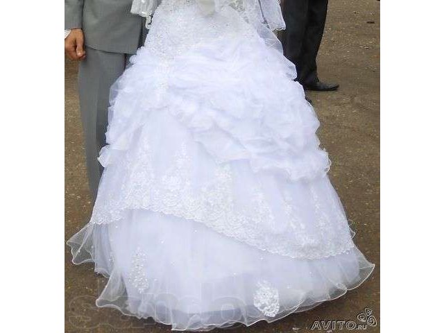 продам свадебное платье в городе Волжск, фото 2, Марий Эл