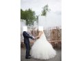 Пышное свадебное платье, расшитое жемчугом!!! в городе Нижневартовск, фото 2, стоимость: 16 000 руб.