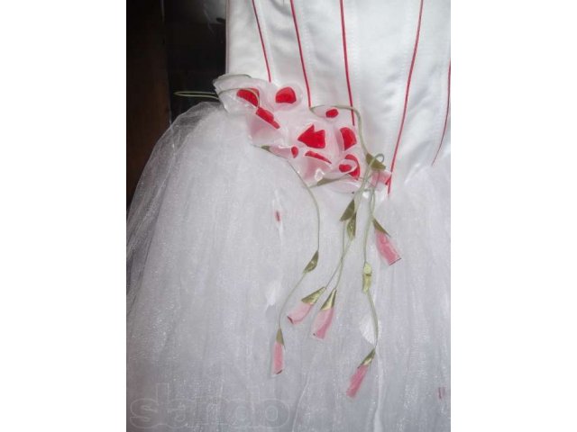 Продам НОВОЕ свадебное платье в городе Новокузнецк, фото 1, Свадебные платья