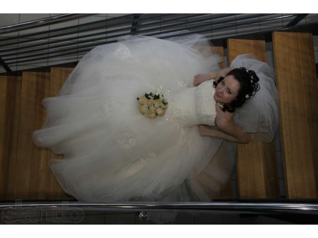 Срочно! Продам очень красивое свадебное платье! в городе Тюмень, фото 3, Тюменская область