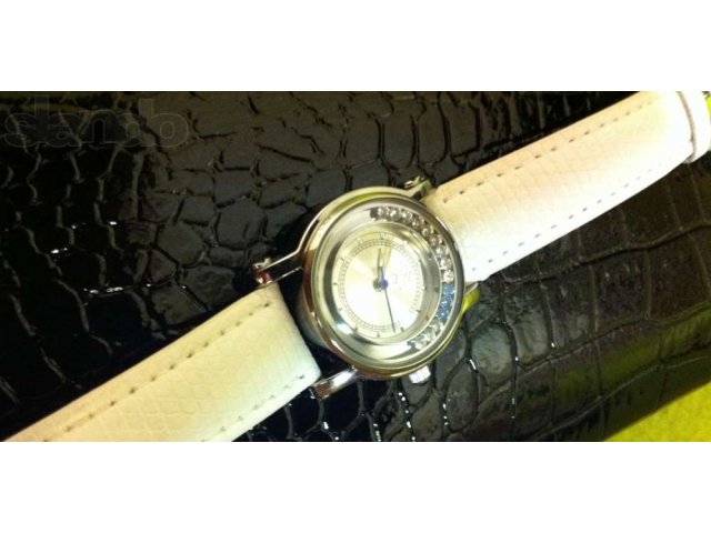 Swarovski  Часы женские в городе Стерлитамак, фото 2, Наручные часы