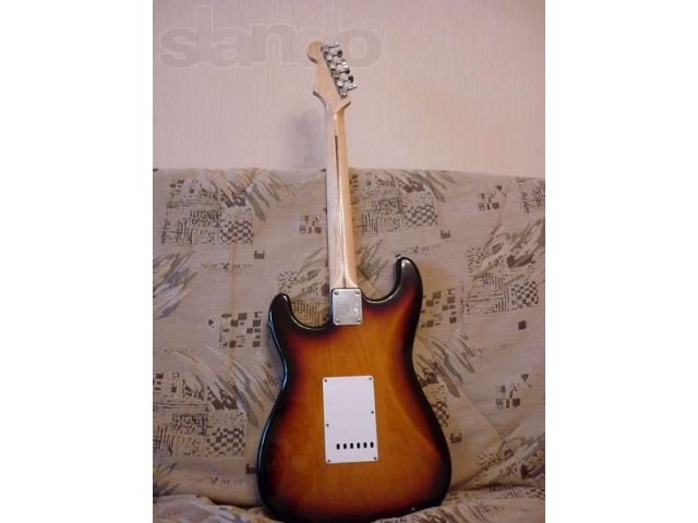 Продам Fender Stratocaster Japan в городе Хабаровск, фото 2, стоимость: 23 000 руб.