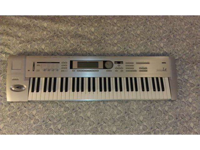 Рабочая станция (синтезатор) Korg Triton LE-61 в городе Краснодар, фото 1, стоимость: 19 000 руб.