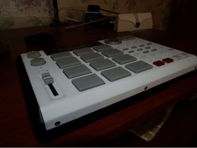 Akai MPC 500 в городе Саратов, фото 1, Синтезаторы