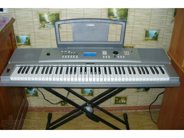 Синтезатор Yamaha DGX-220 в городе Ульяновск, фото 1, стоимость: 12 000 руб.