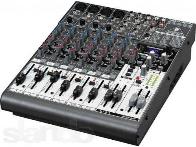 Микшерный пульт behringer xenyx 1204FX,идеальное состояние. в городе Москва, фото 1, стоимость: 7 500 руб.