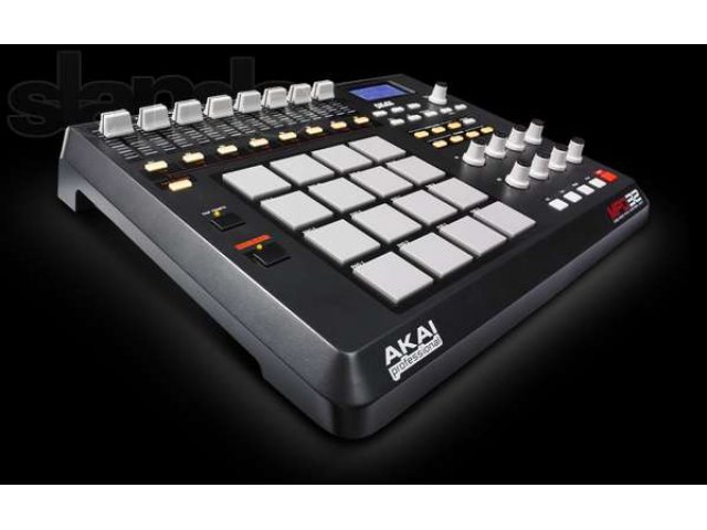 AKAI MPD32 MIDI-контроллер (Новый) в городе Вологда, фото 1, Вологодская область