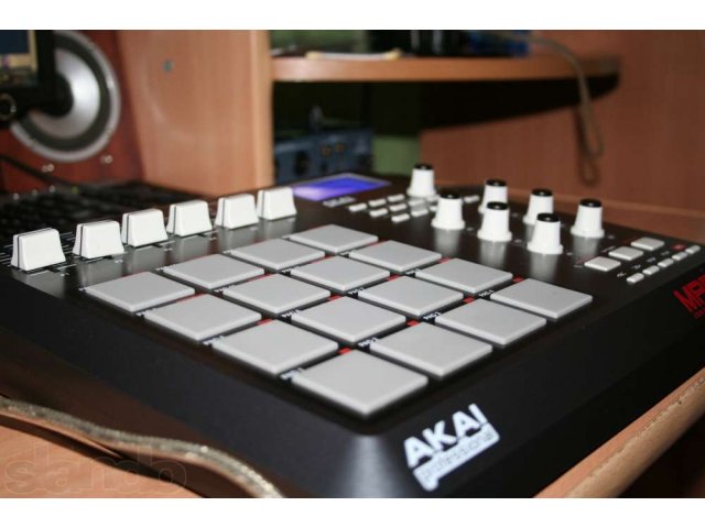 Akai MPD 26 (новая, почти не использовалась) в городе Новотроицк, фото 3, Прочие музыкальные инструменты