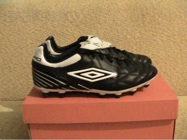 Продаю бутсы umbro Недорого! в городе Барнаул, фото 4, стоимость: 200 руб.