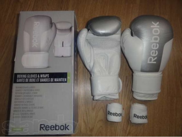 Боксерские перчатки Reebok bg9380