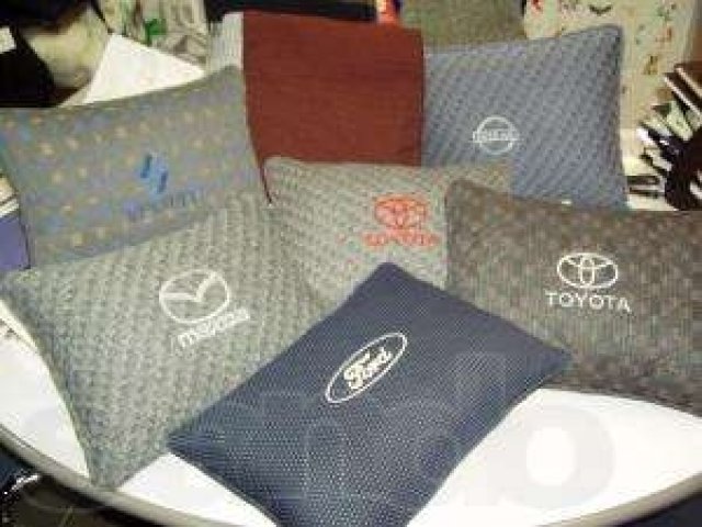 Дизайнерские подушки с логотипами фирм в городе Саратов, фото 3, Полиграфия и дизайн