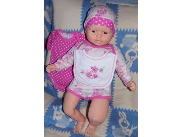 Комплект с розочками и в горошек для новорожденной девочки 2-4 месяцев в городе Москва, фото 1, стоимость: 600 руб.