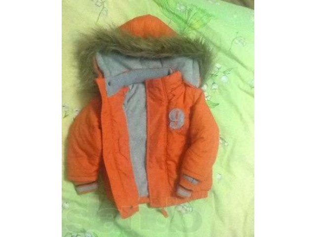 Куртка осенняя с капюшоном в городе Сургут, фото 1, стоимость: 500 руб.