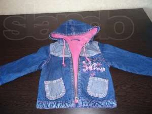 Продам осенне весеннюю куртку на девочку в городе Пенза, фото 1, стоимость: 500 руб.