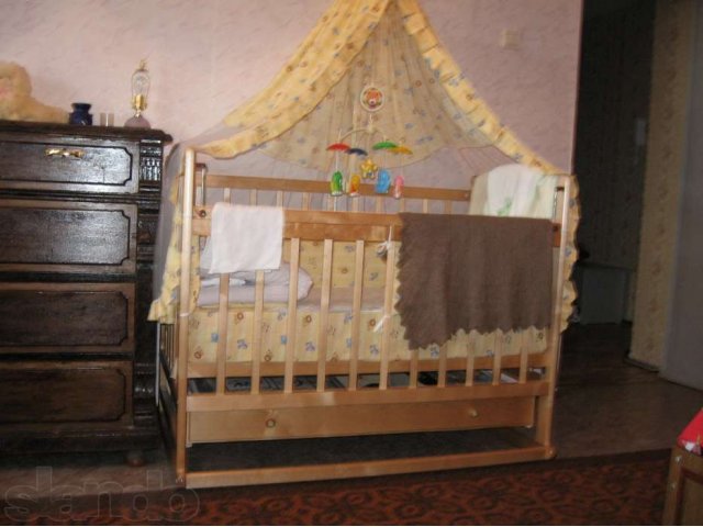 Кроватка детская в городе Саратов, фото 1, стоимость: 2 000 руб.