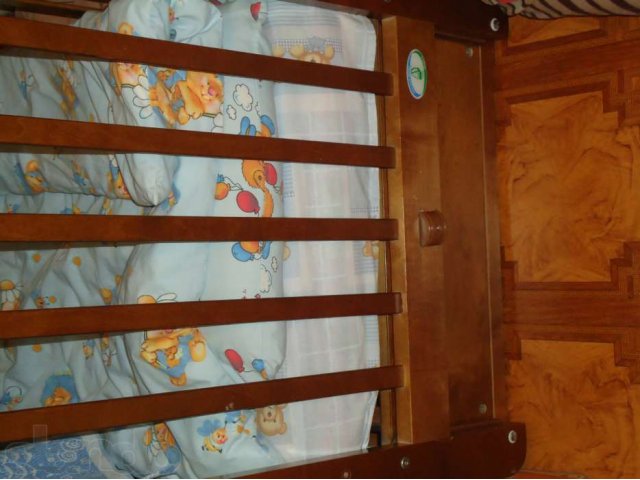 Продаю детскую кровать с матрацем!!! в городе Жигулевск, фото 1, стоимость: 2 000 руб.