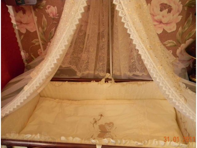 Продается детская кроватка с балдахином в городе Одинцово, фото 1, стоимость: 6 000 руб.