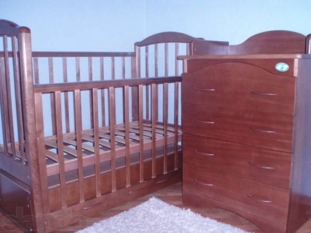 продам кроватку и детский комод  производство фабрикиМожга в городе Краснодар, фото 1, стоимость: 8 500 руб.