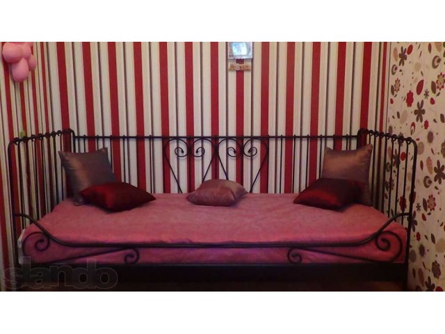 Кровать с матраcом в городе Краснодар, фото 1, стоимость: 4 500 руб.