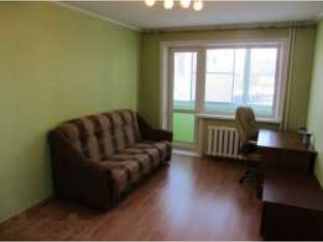 Сдаю комнату 16 кв.м в м/р Солнечный в городе Иркутск, фото 1, стоимость: 8 000 руб.