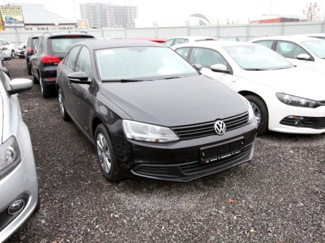 Volkswagen Jetta 2013г.  автомат 1600см.  куб в городе Москва, фото 1, Volkswagen