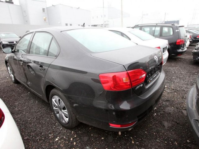 Volkswagen Jetta 2013г.  автомат 1600см.  куб в городе Москва, фото 2, Московская область