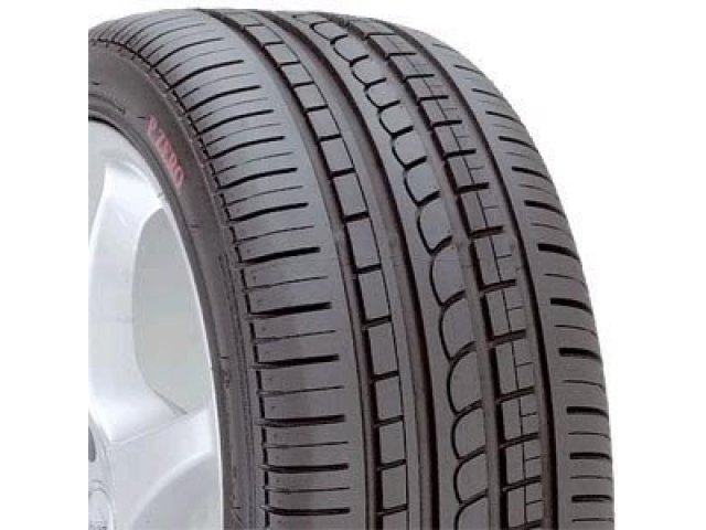 Пара летних шин бу 235/35 R19 Pirelli P Zero Rosso в городе Москва, фото 1, стоимость: 8 490 руб.