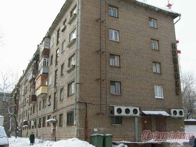 2-комн.  квартира,  Ломоносова ул,  30,  2/5 общая 42 кв. м. в городе Череповец, фото 2, Вологодская область