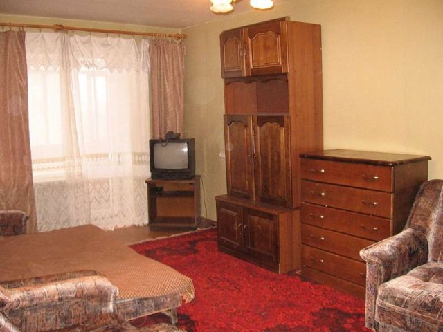 Сдам комнату на Малышева 90 в городе Екатеринбург, фото 1, стоимость: 5 500 руб.