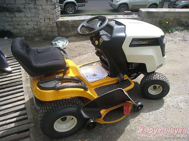 Продам:  газонокосилка CubCadet LTX 1040 в городе Хабаровск, фото 1, Хабаровский край