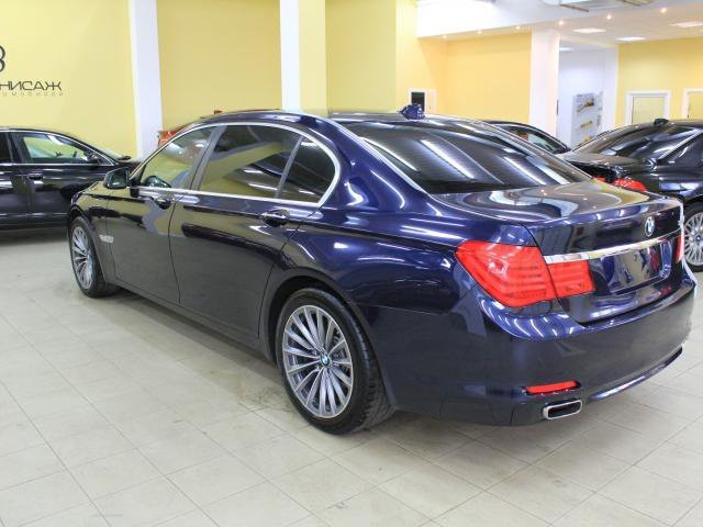 BMW 750,  2011 г. в.,  автоматическая,  4395 куб.,  пробег:  73820 км. в городе Санкт-Петербург, фото 1, BMW