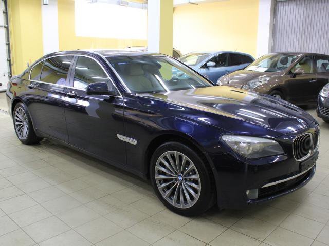 BMW 750,  2011 г. в.,  автоматическая,  4395 куб.,  пробег:  73820 км. в городе Санкт-Петербург, фото 2, Ленинградская область