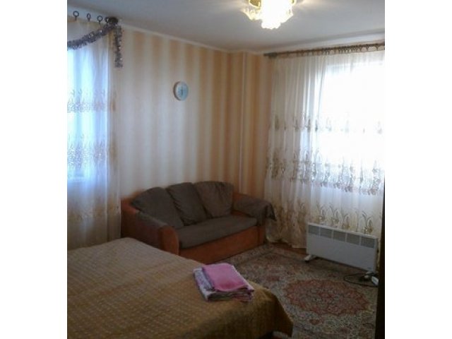 2-комнатная квартира улучшенной планировки в городе Астрахань, фото 1, стоимость: 1 500 руб.