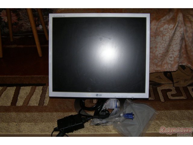 Продам:  ЖК монитор LG в городе Краснодар, фото 2, стоимость: 1 700 руб.