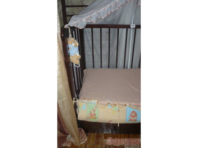 Продаю кроватку-маятник с матрасиком и двумя комплектами постельного белья в городе Самара, фото 1, стоимость: 3 500 руб.