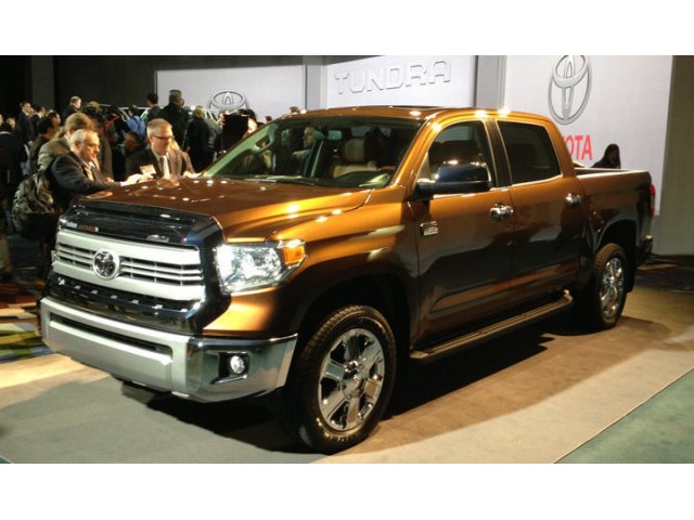 Toyota Tundra,  пикап,  2013 г. в.,  автомат,  5,7 л,  цвет:  на выбор в городе Москва, фото 3, Toyota