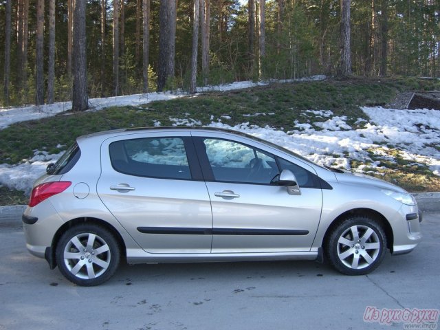 Peugeot 308,  хэтчбек,  2008 г. в.,  пробег:  30000 км.,  механическая,  1.6 л в городе Пермь, фото 3, стоимость: 390 000 руб.