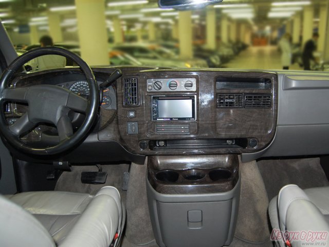 Chevrolet Express,  минивэн,  2005 г. в.,  пробег:  98000 км.,  автоматическая,  5.3 л в городе Москва, фото 5, стоимость: 1 178 000 руб.