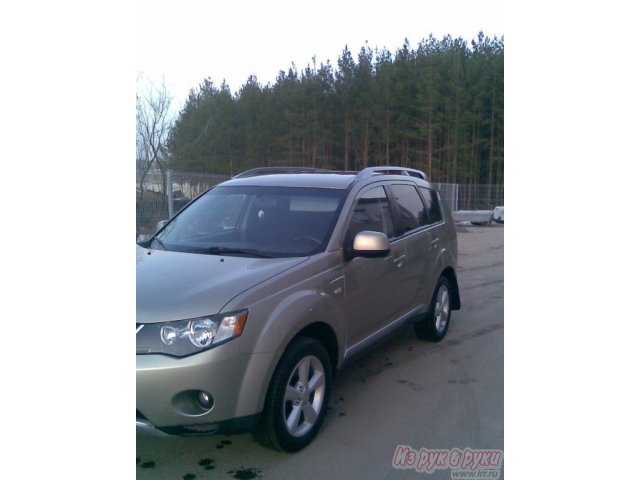 Mitsubishi Outlander XL,  внедорожник,  2007 г. в.,  пробег:  90000 км.,  автоматическая,  2.4 л в городе Киров, фото 1, Калужская область