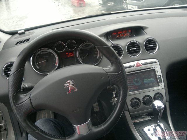 Peugeot 308,  хэтчбек,  2011 г. в.,  пробег:  28000 км.,  автоматическая,  1.6 л в городе Пермь, фото 6, Пермский край