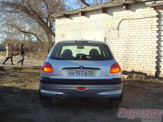 Peugeot 206,  хэтчбек,  2002 г. в.,  пробег:  89000 км.,  автоматическая,  1.4 л в городе Нижний Новгород, фото 4, стоимость: 215 000 руб.