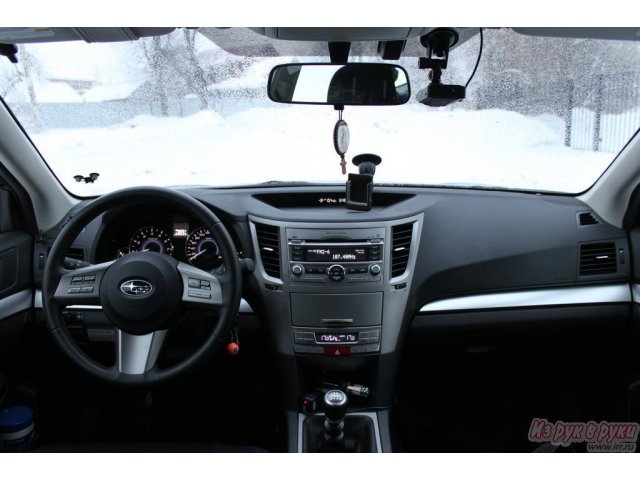 Subaru Outback,  универсал,  2010 г. в.,  пробег:  37000 км.,  механическая,  2.5 л в городе Дедовск, фото 2, Московская область