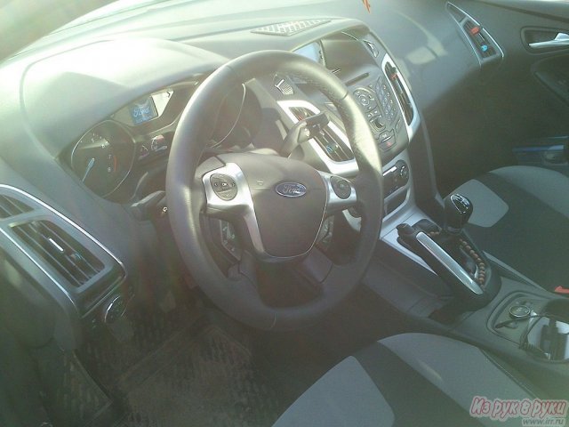 Ford Focus,  седан,  2012 г. в.,  пробег:  15000 км.,  механическая,  1.6 л в городе Великий Новгород, фото 1, Ford