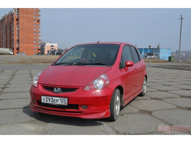 Honda Fit,  универсал,  2003 г. в.,  пробег:  140000 км.,  автоматическая,  1.3 л в городе Владивосток, фото 4, стоимость: 235 000 руб.